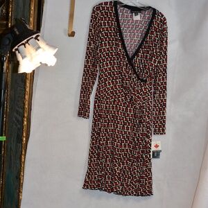 Frank Lyman Stretchy Dress NWT SZ 14 Made in Canada NWT